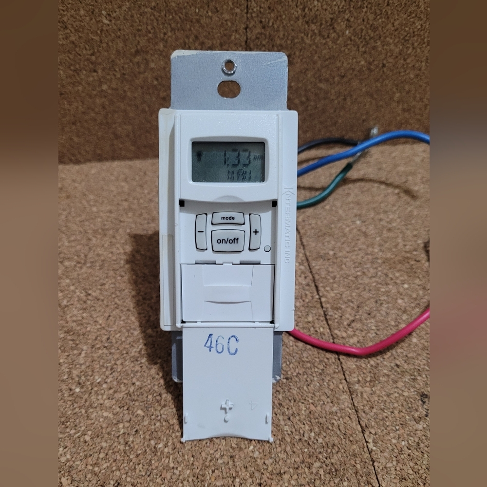 Intermatic 7 Day Programmable In Wall Digital Timer Switch White.